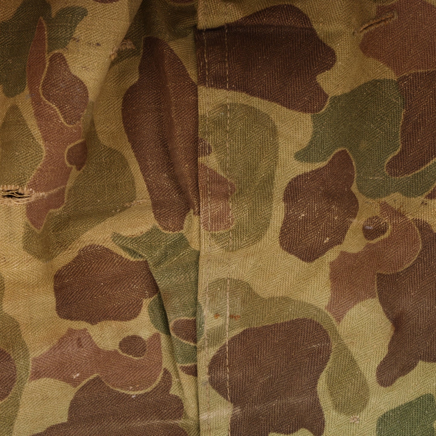 WWII USMC Camouflage M-1 Helmet Cover (First Pattern)