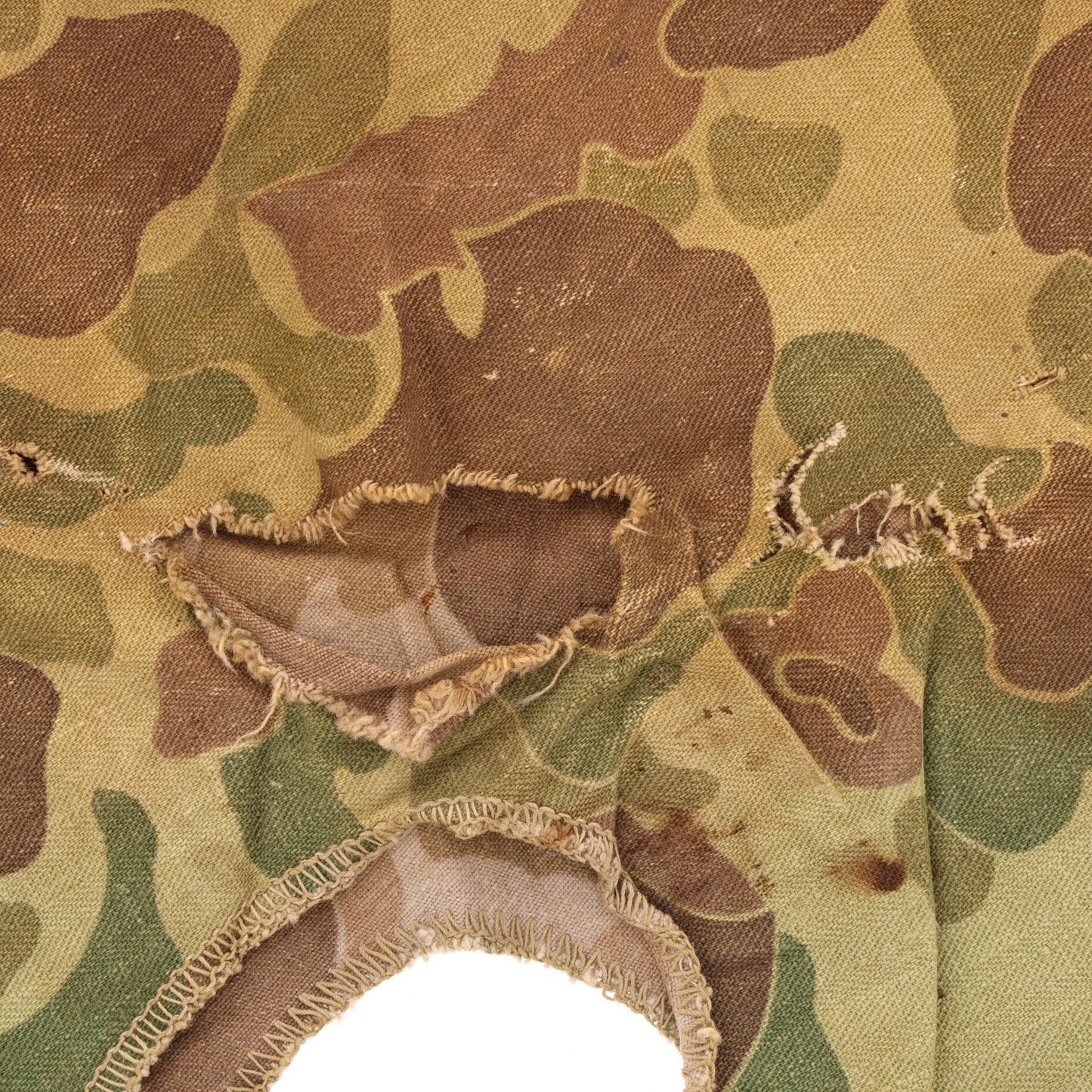 WWII USMC Camouflage M-1 Helmet Cover (First Pattern)