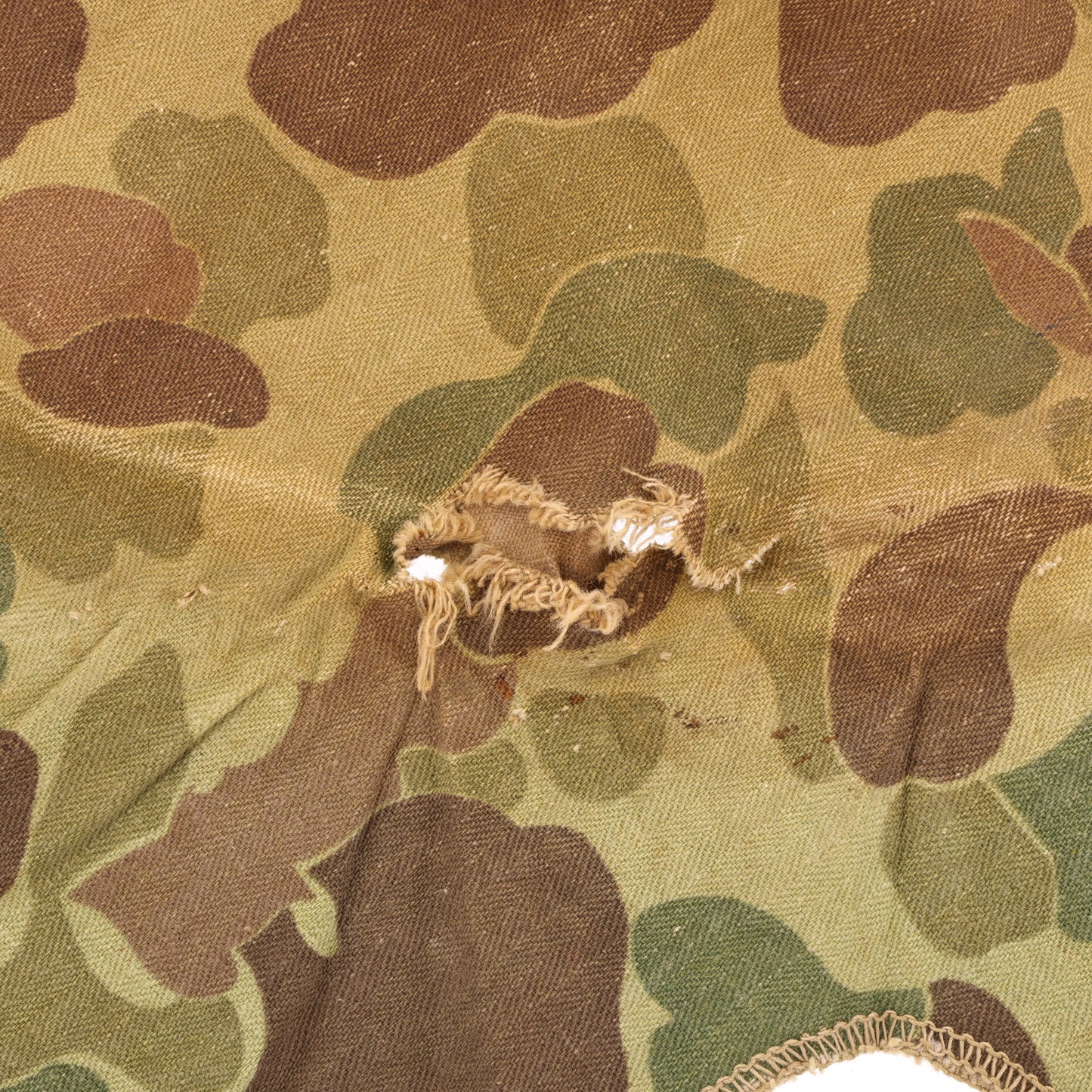 WWII USMC Camouflage M-1 Helmet Cover (First Pattern)