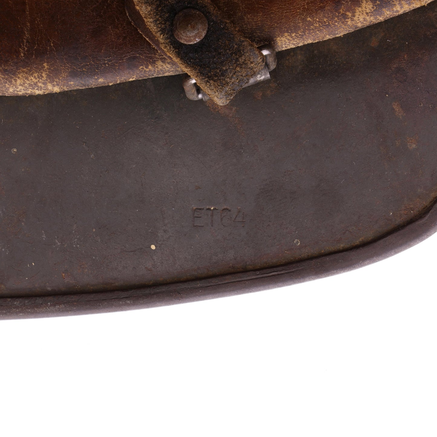 WWII German M40 Single Decal Heer Helmet with Whitewash Camouflage Remnants (ET64)