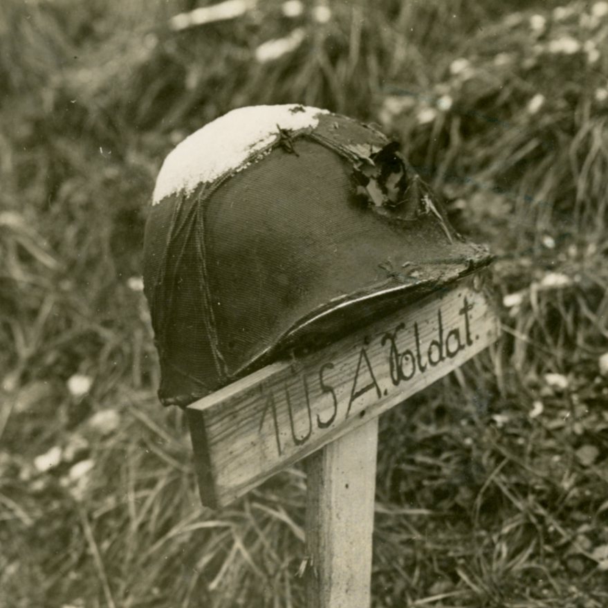 WWII U.S. Mosquito Net Tent by United States Cabinet Bed Co. (1943)