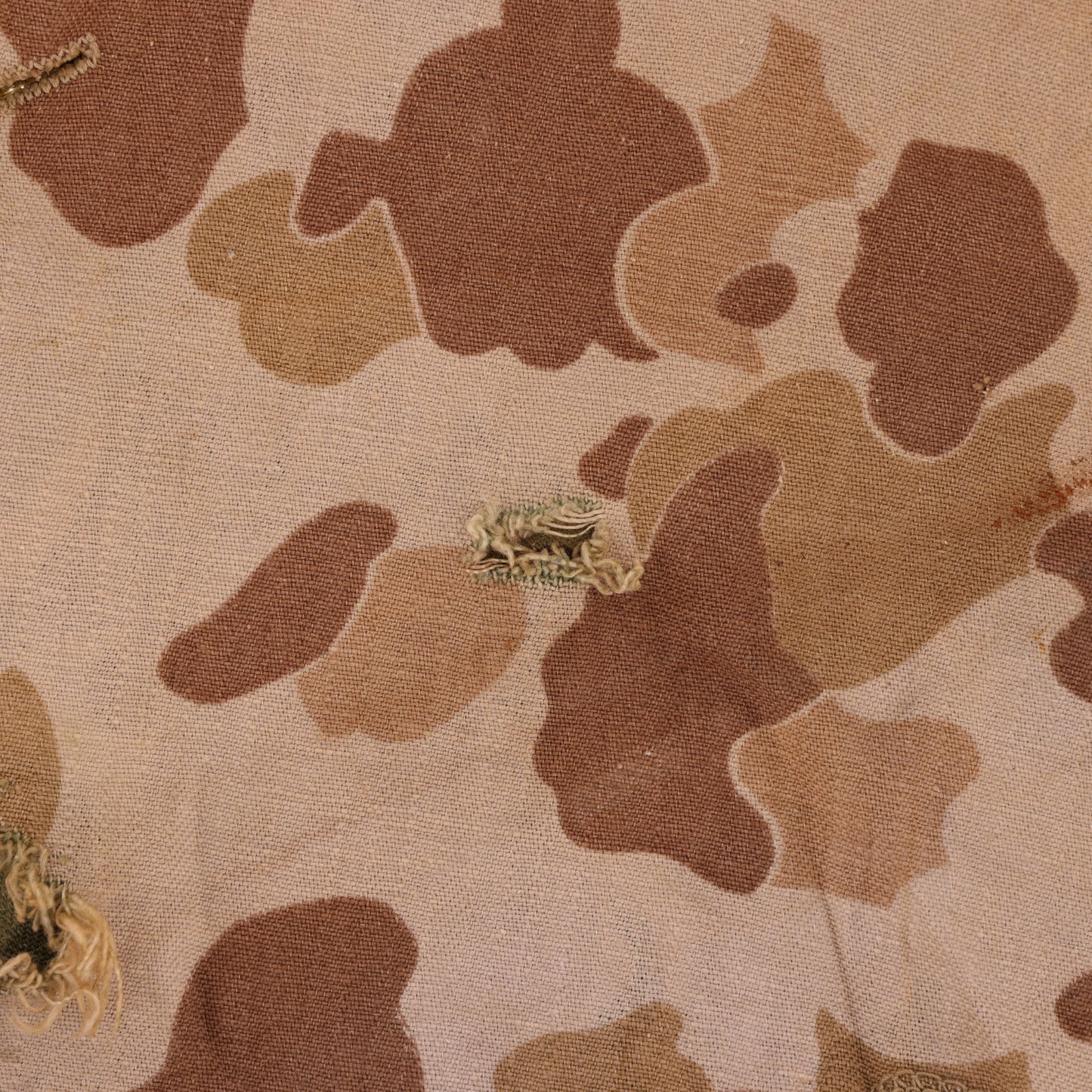 Korean War USMC Camouflage M-1 Helmet Cover by Blue Anchor Overall Co., Inc. (1953)