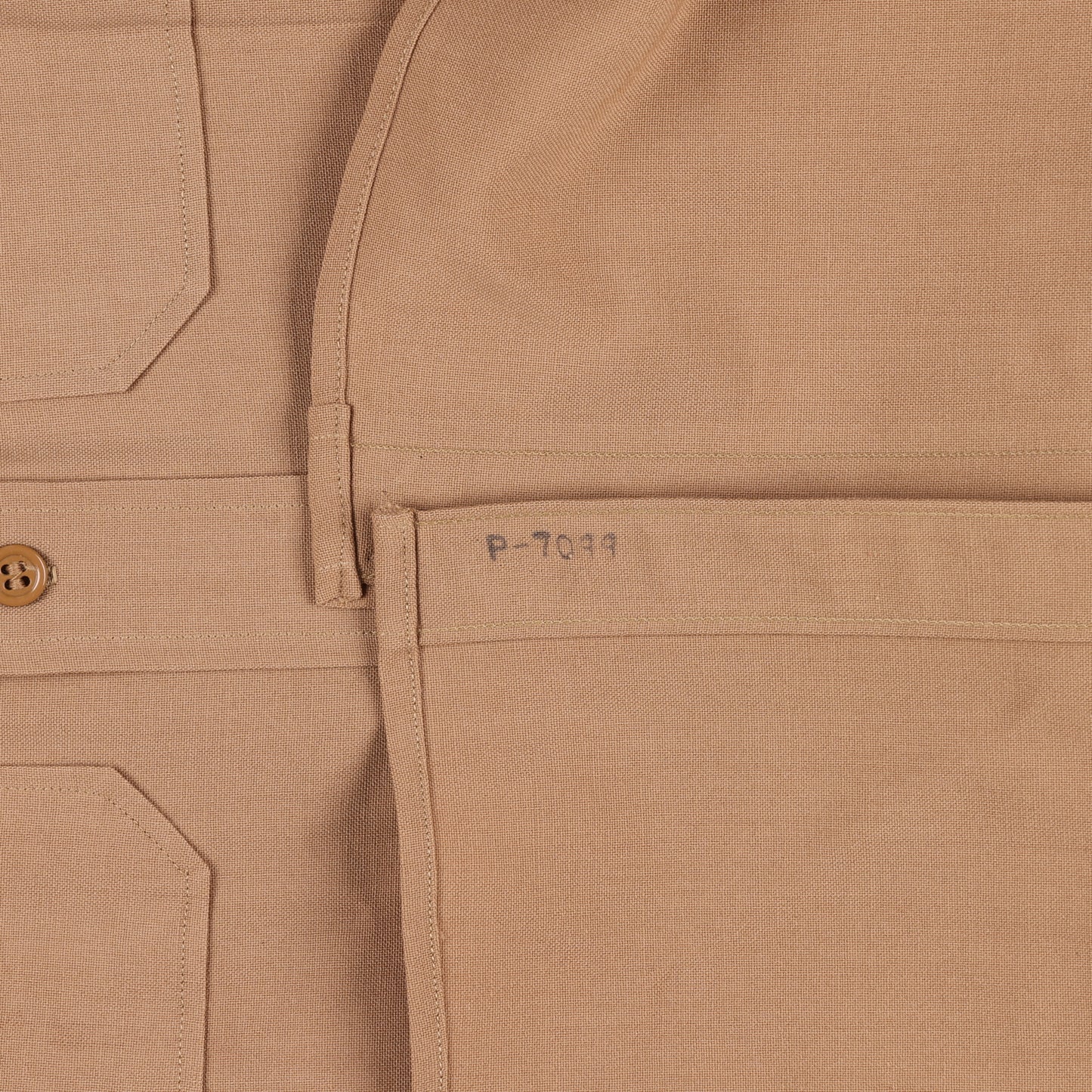 WWII U.S. Army Officer's Khaki Wool Service Shirt with Short Sleeves (Size 15 x 34)