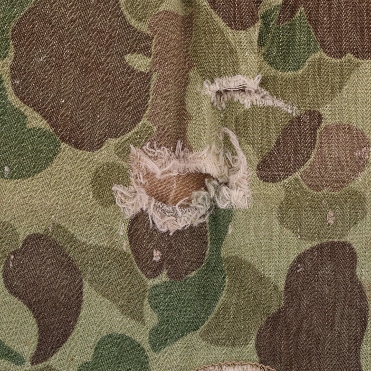 WWII USMC Camouflage M-1 Helmet Cover (Third Pattern)