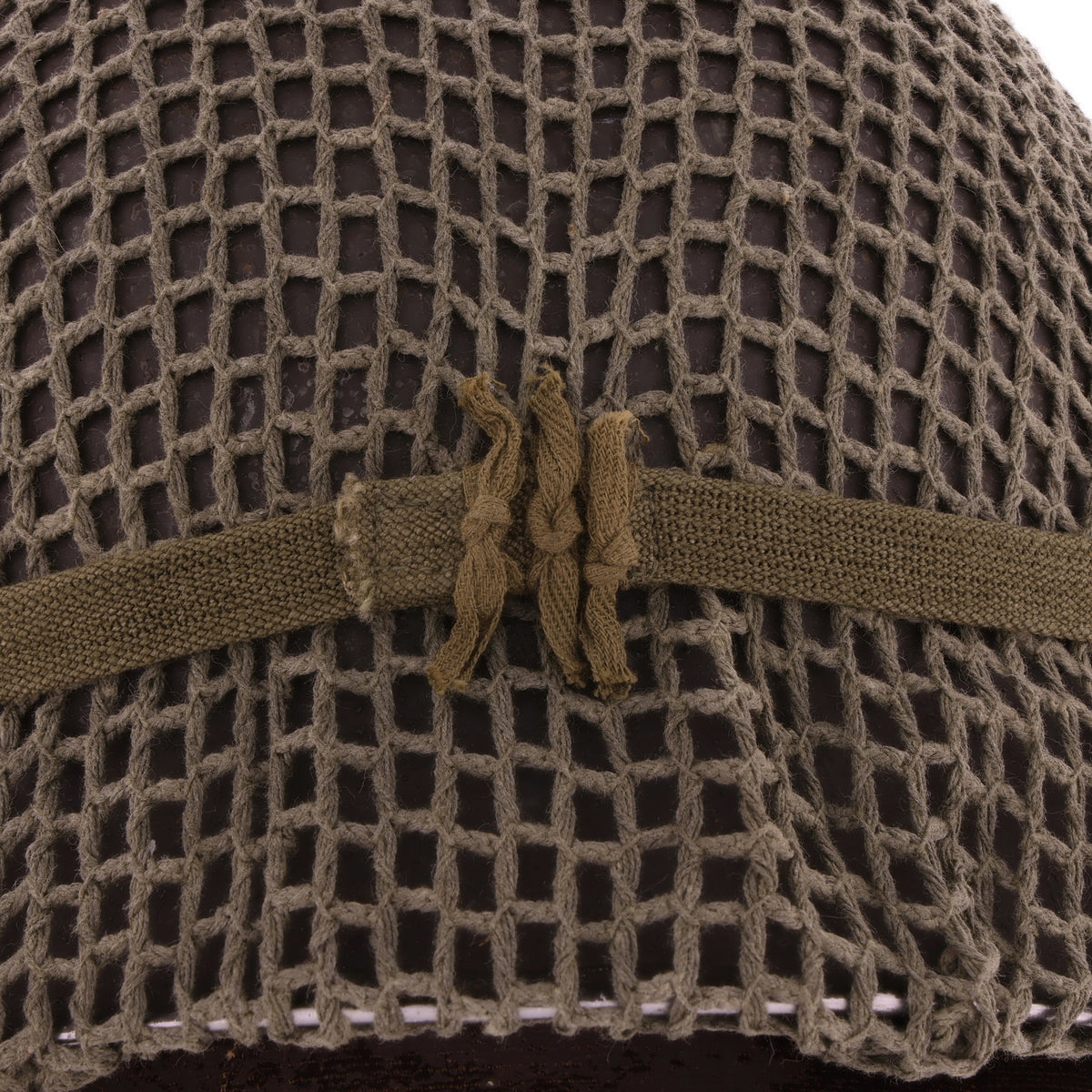 WWII U.S. "M44" Camouflage M-1 Helmet Net with Foliage Band & Instructions