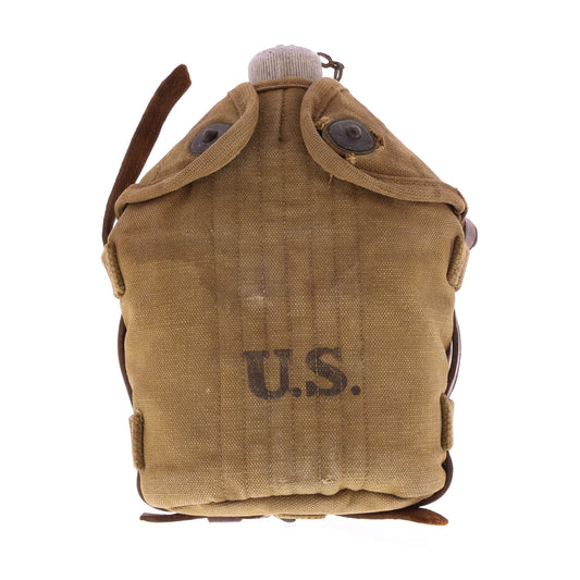 https://saasphoto.com/share/uXmxIU/WWI%20U.S.%20M1910%20Mounted%20Cavalry%20Canteen%20with%20Cover%20by%20B.A.Co.%20%281918%29-360WithCover/WWI%20U.S.%20M1910%20Mounted%20Cavalry%20Canteen%20with%20Cover%20by%20B.A.Co.%20%281918%29-360WithCover.html